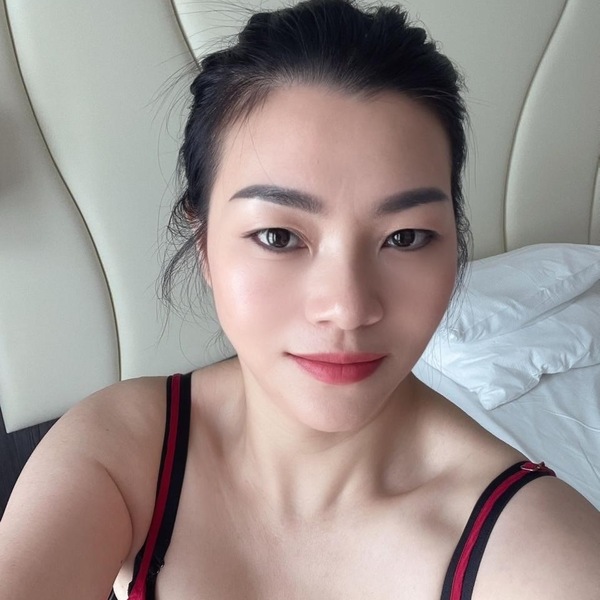 Autumn Victoria Hunt